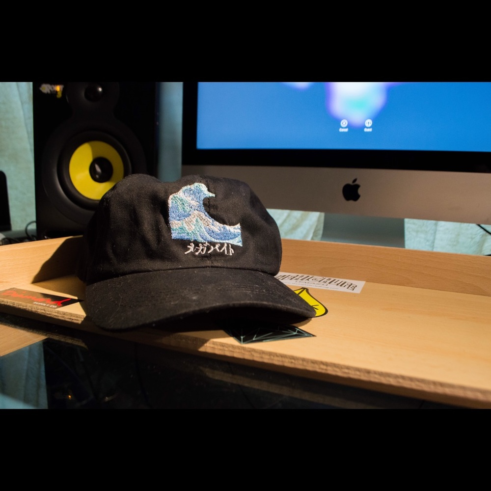 Wavy Hat